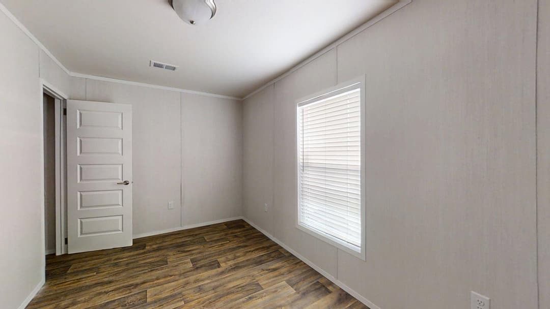 The matthew bedroom home features