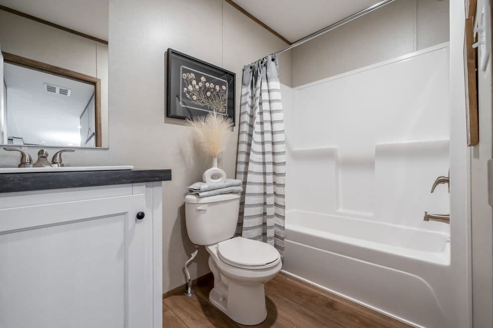 Vista bathroom home features