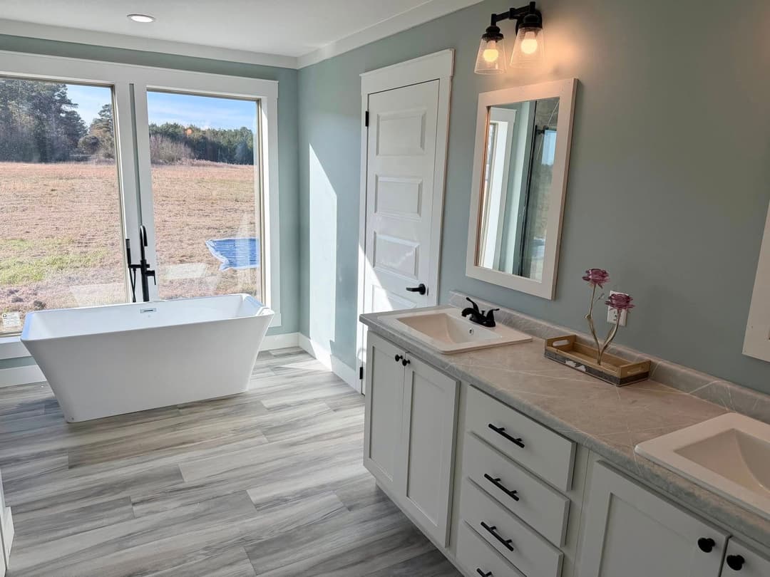 The king david 80 bathroom home features