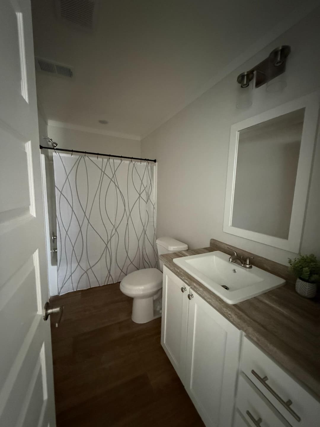 The kc bathroom home features